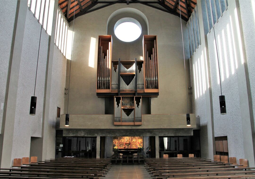 Mehrerau-Klosterkirche-Hauptorgel-04-scaled