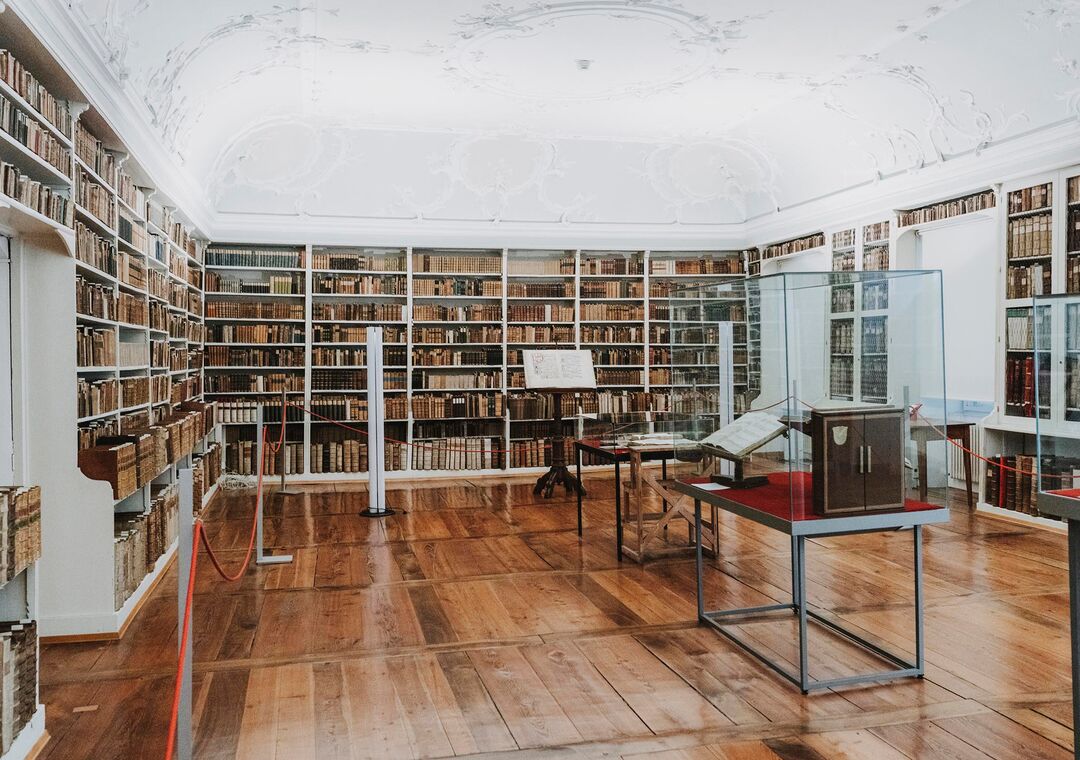 KLOSTER-MEHRERAU-Barockbibliothek_A-Lamprecht_web
