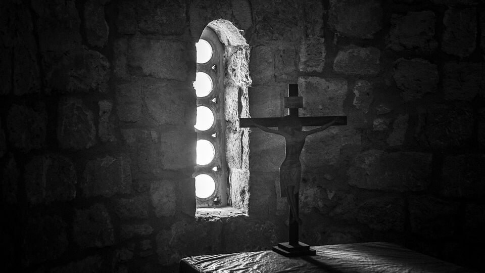 church-5302874_960_720