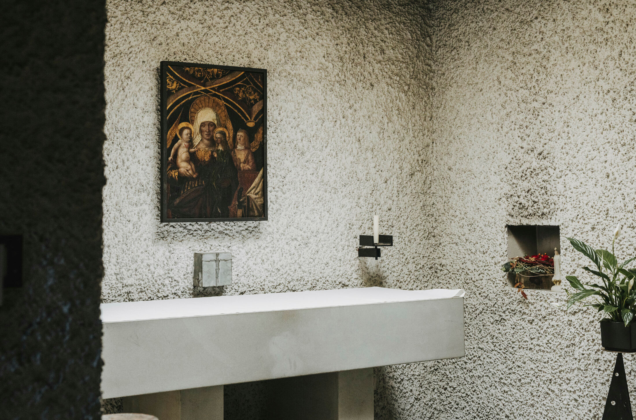 KLOSTER-MEHRERAU-Seitenaltar_A-Lamprecht