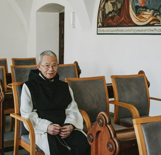 KLOSTER-MEHRERAU-Pater Damian quer_A-Lamprecht